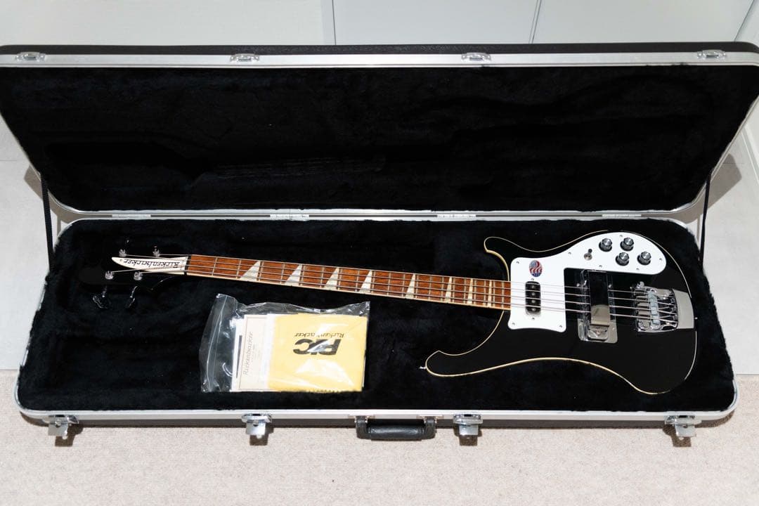 リッケンバッカー4003ベース