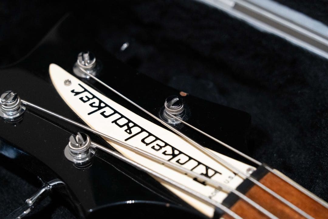 リッケンバッカー4003ベース