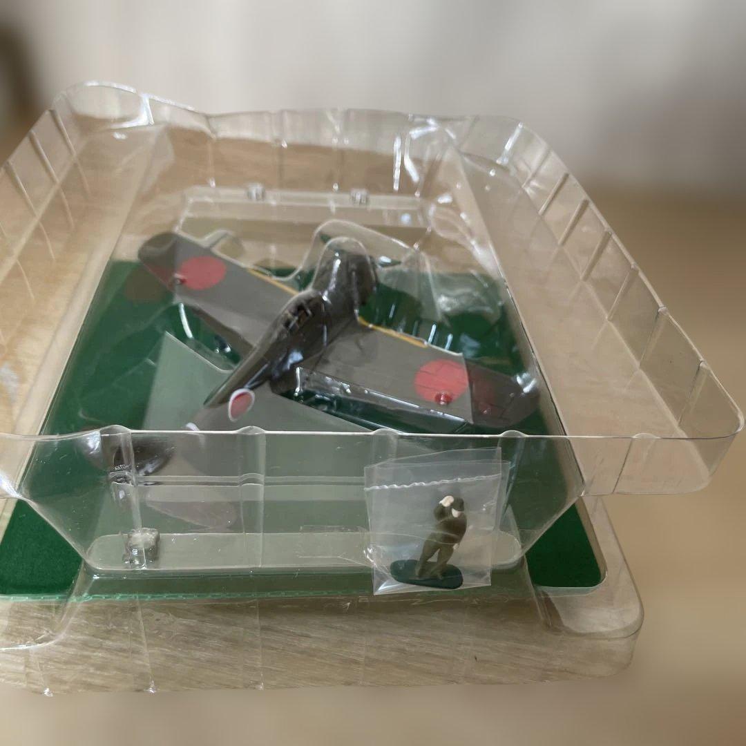 「1/72 隼 三型甲 四宮徹中尉機 希少モデル 早い者勝ち！」。 Ln143
