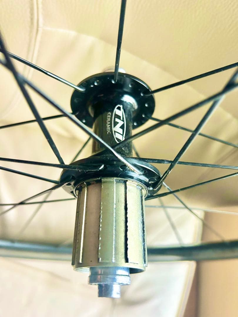 ◆TNIハブ仕様Carbonカーボンホイール後輪＆チューブラータイヤ付き◆