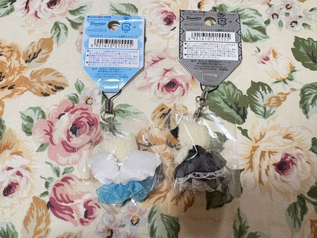 《激レア》2006年ver ハローキティ ドレス ストラップ 入手困難 ミニミニ