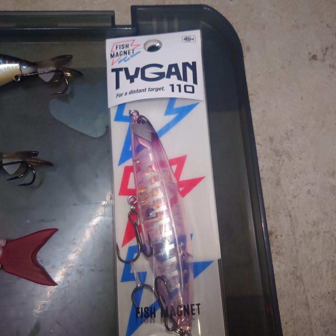 ビッグベイト　ハスフラット　ヤタベイトテック　タイガン　バス釣り