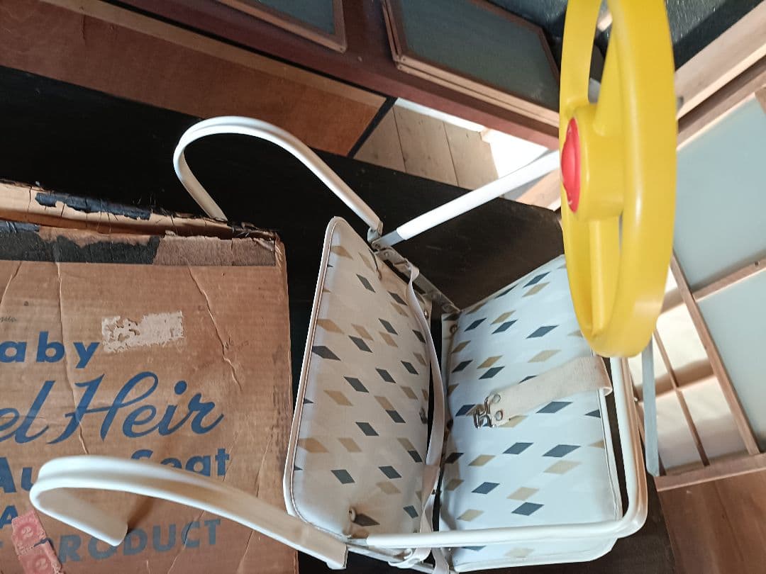 70年前　1957年製　奇跡　空冷　チャイルドシート