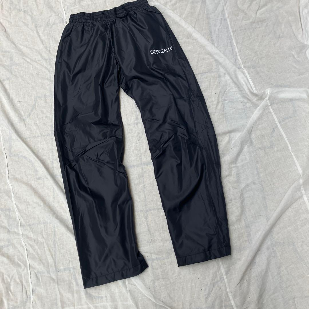 新品未使用品 防風/保温/撥水 デサント Lサイズ ウィンドブレーカー上下セット