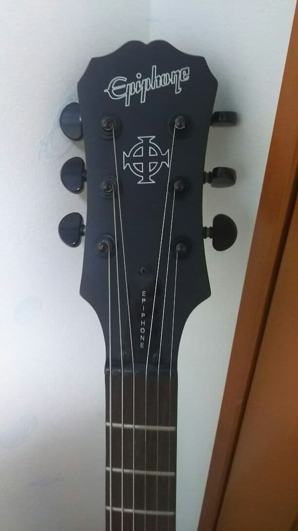 エレキギター【Epiphone Goth Les Paul Studio 】