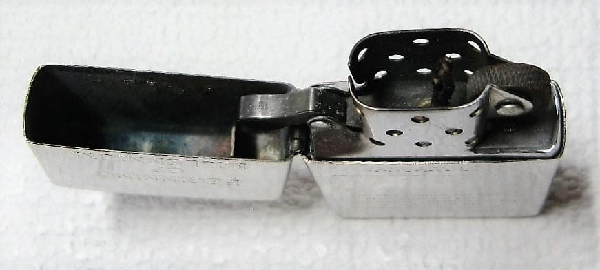 ■■■ZIPPO/ジッポー 2000年限定800個・№725/中古■■■