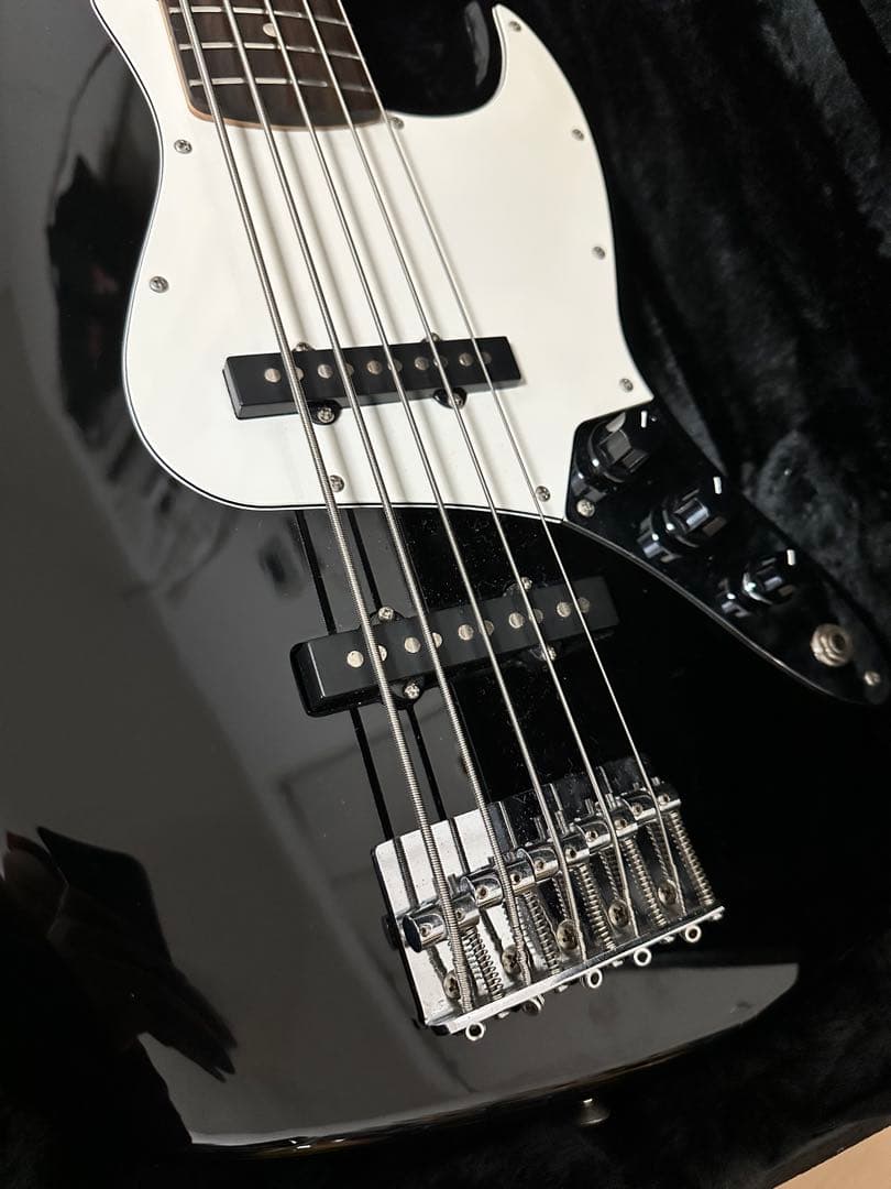 週末セール！5連ペグ SQUIER Affinity Jazz Bass V