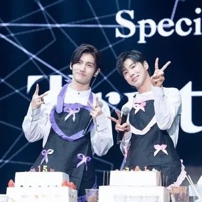 東方神起 baby神起 20cm ユノユンホ ぬいぐるみ TVXQ 着ぐるみ