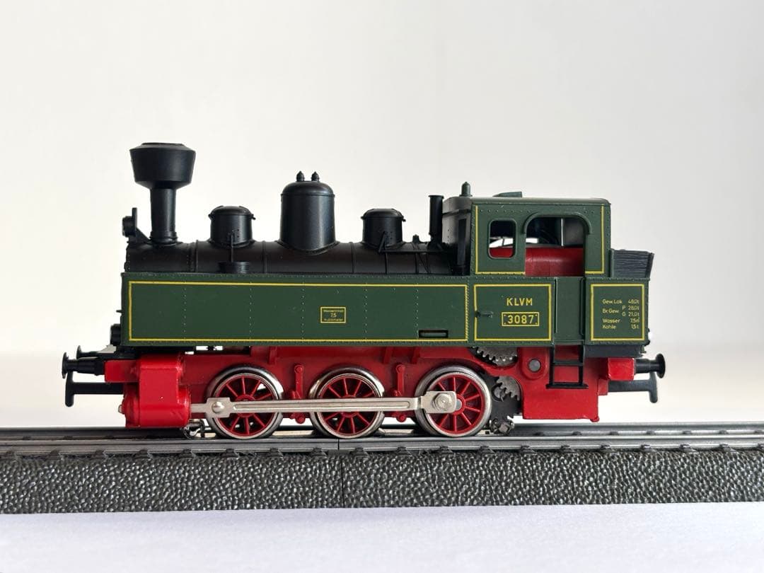 ヤマメ275chan　メルクリン　3087 蒸気機関&BR141 E41