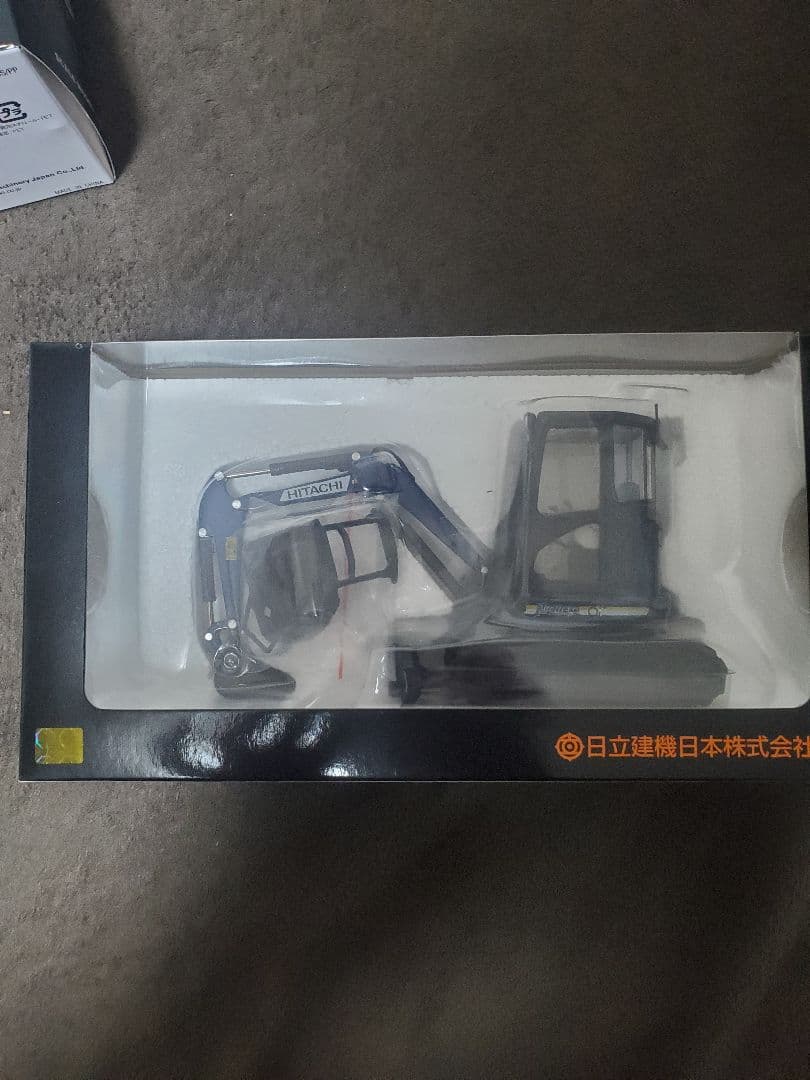 日立建機 ZX35U 油圧ショベル ミニモデル　フィギュア
