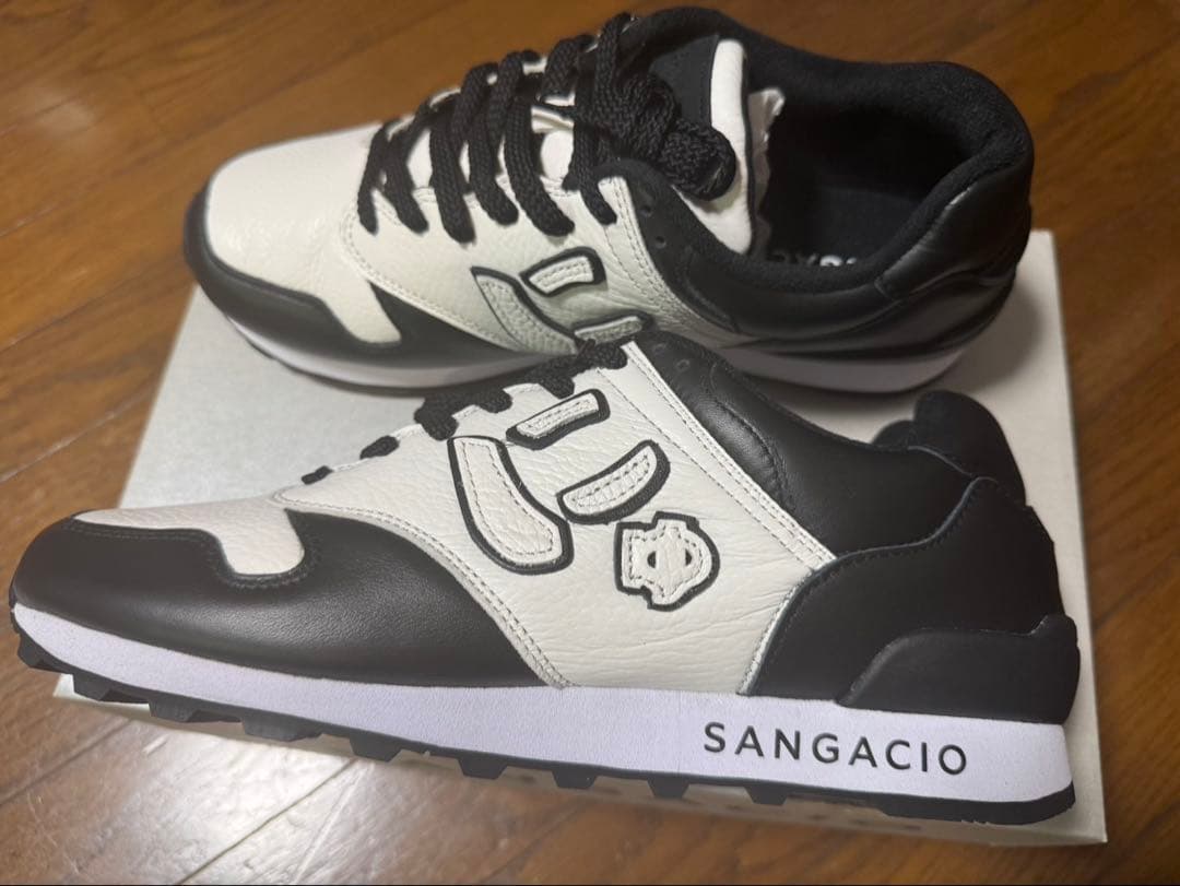 SANGACIO ホワイト/ブラック スニーカー