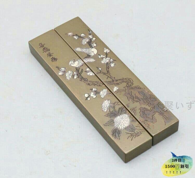 文鎮は定規を押さえる カササギが梅にのぼる 書道の小さい文鎮は定規を押しますM