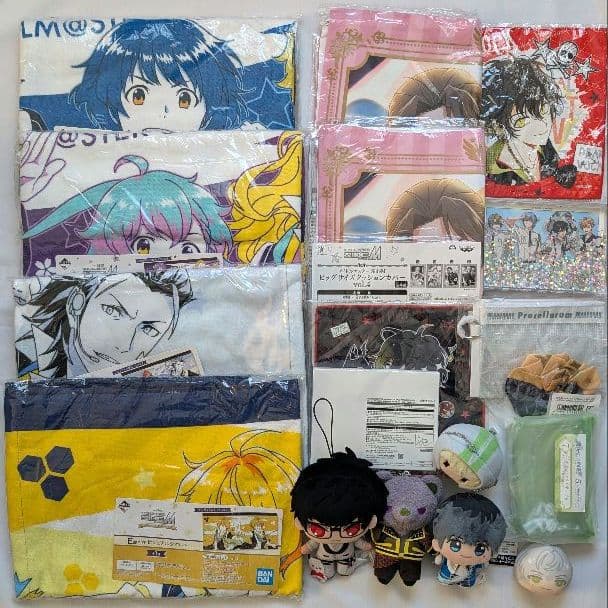 乙女系　グッズ　缶バッジ　キーホルダー　他　大量　まとめ売り　約800点