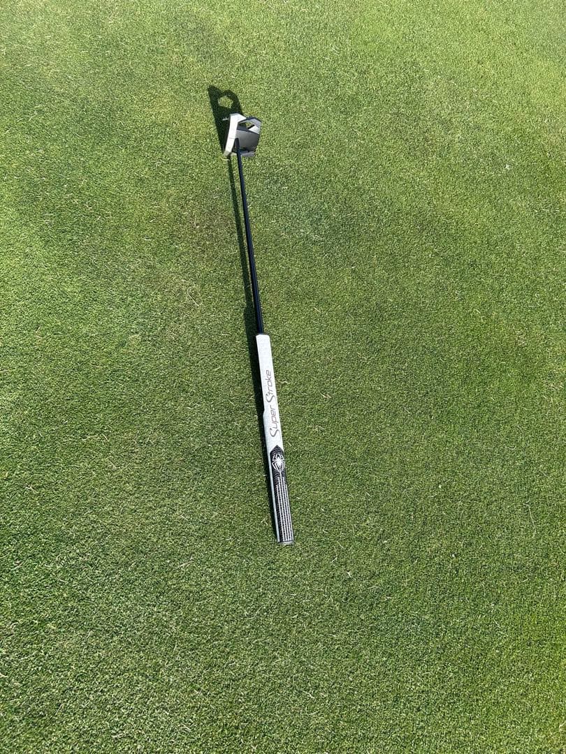 テーラーメイド　ゼロトルクパター