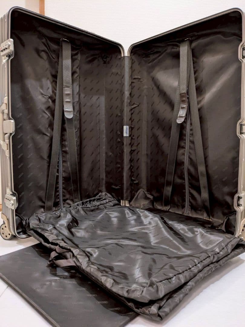 リモワ トパーズ チタニウム シャンパンゴールド TOPAS 98L 4輪