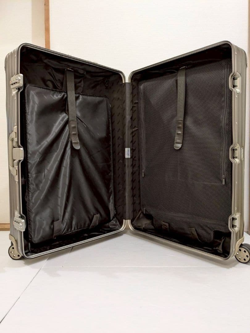 リモワ トパーズ チタニウム シャンパンゴールド TOPAS 98L 4輪