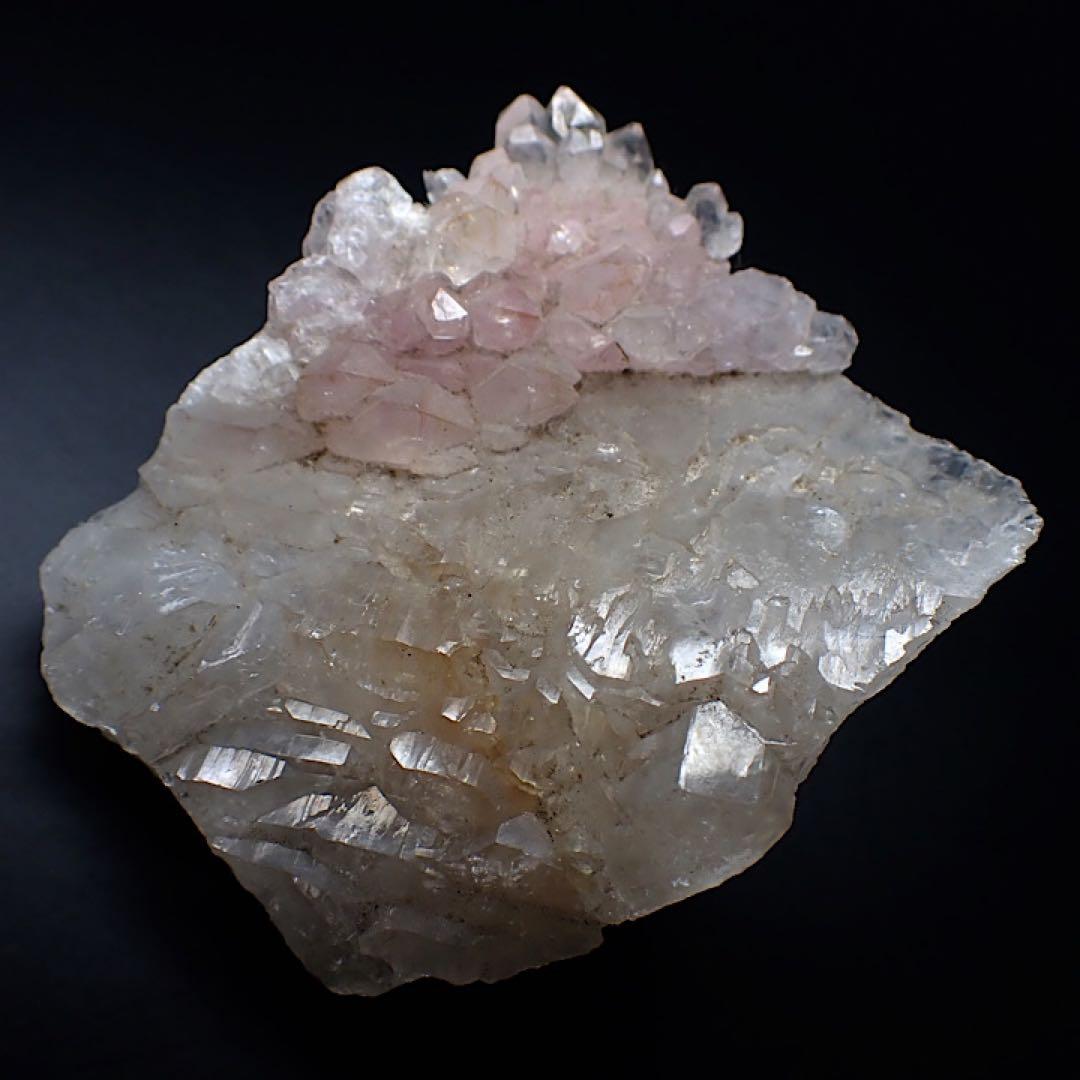 【ブラジル/ミナスジェライス産】ローズクォーツクラスター