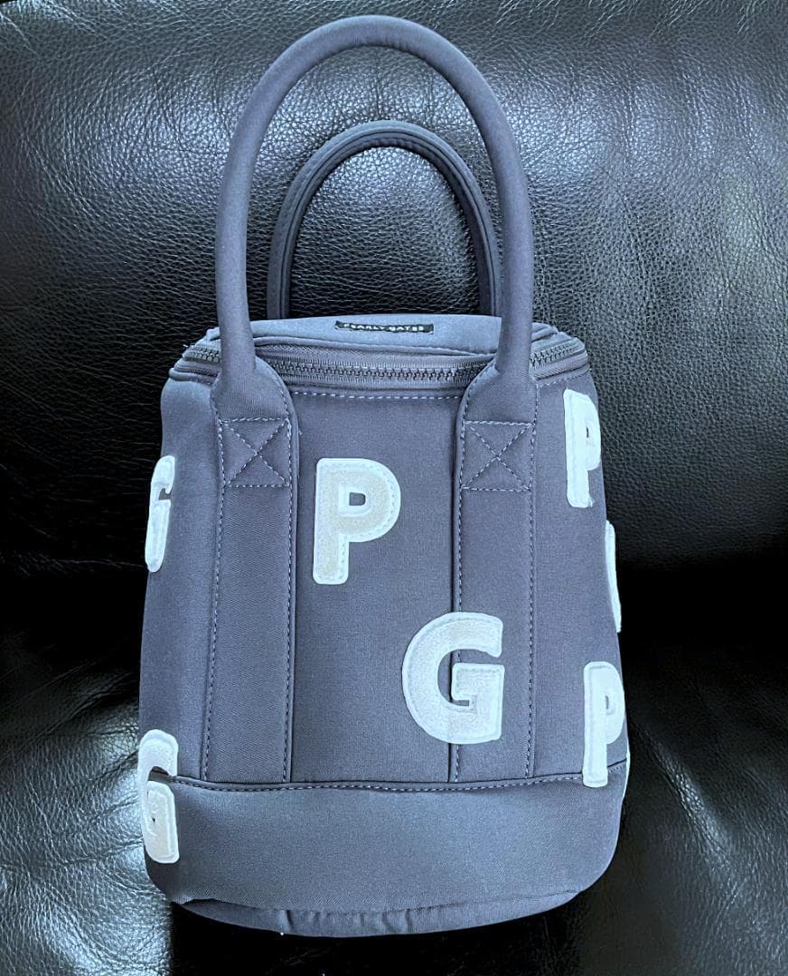 美品 パーリーゲイツ 保冷バック グレー PG ロゴ ペットボトル４本収納可能