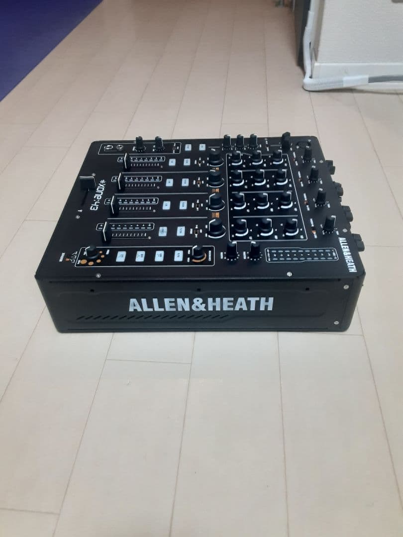 アレヒアンドヒース　ALLEN&HEATH XONE43