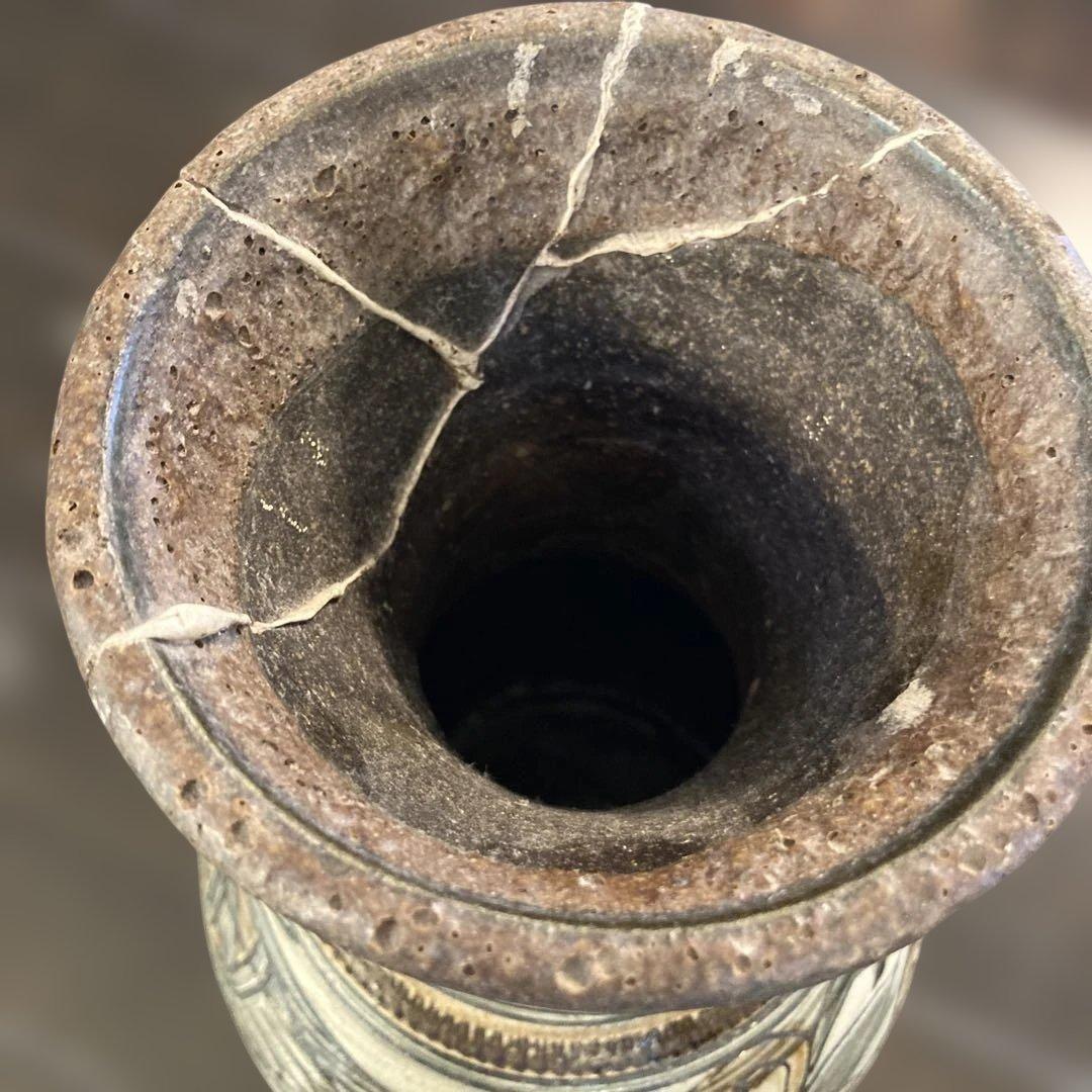 人間国宝　金城次郎さん　魚の花瓶