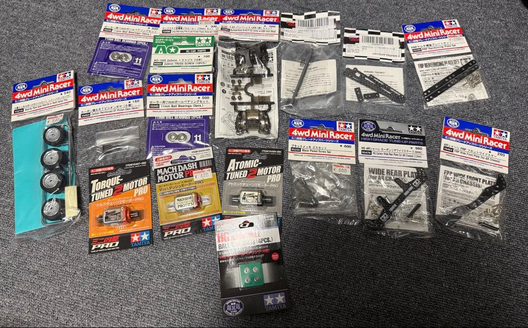 【全て新品】ミニ四駆　パーツセット（9000円超相当）※バラ売り不可