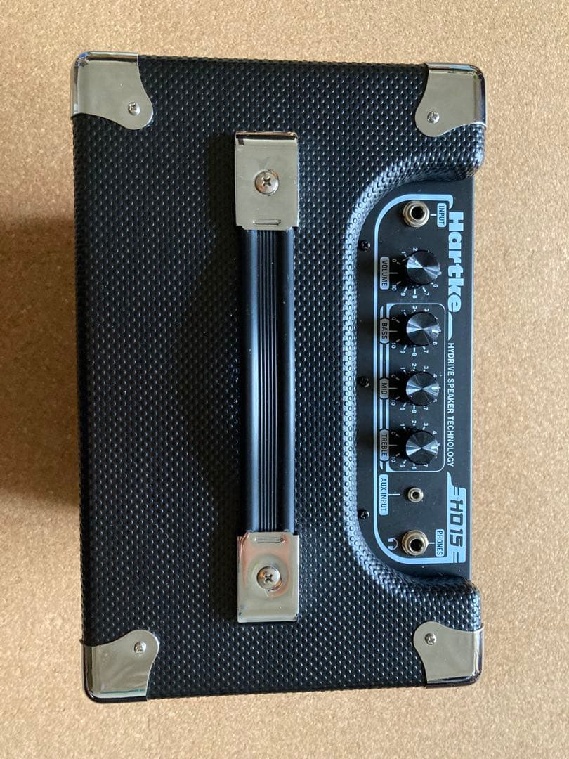 Hartke HD 15 ベースアンプ