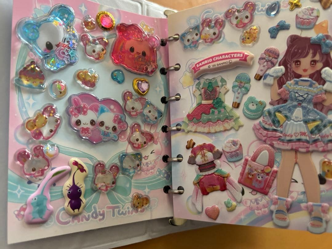 シール帳完成品 たまごっち しずくちゃん サンリオ