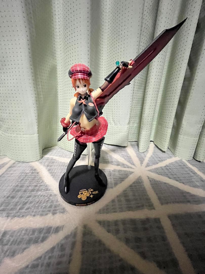 ワンピース　ナミ　フィギュア　ゴッドイーターver