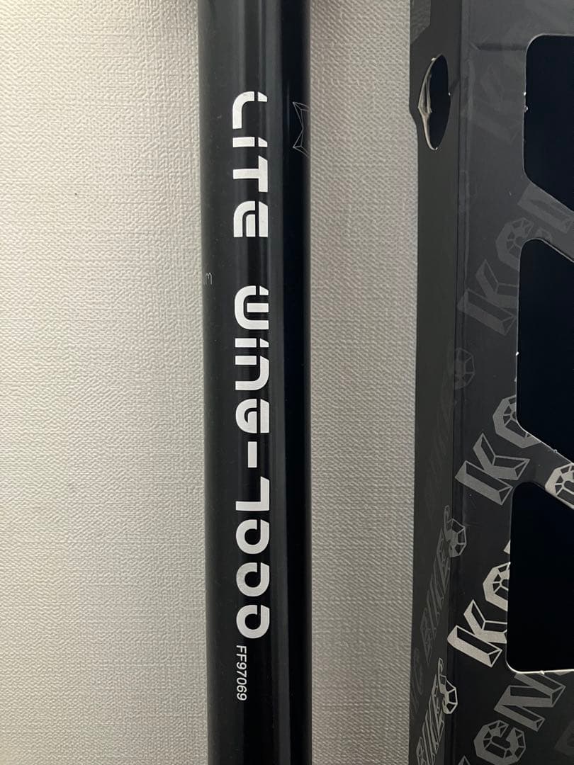 KCNC LITE WING 7000 シートポスト Φ34.9 550mm