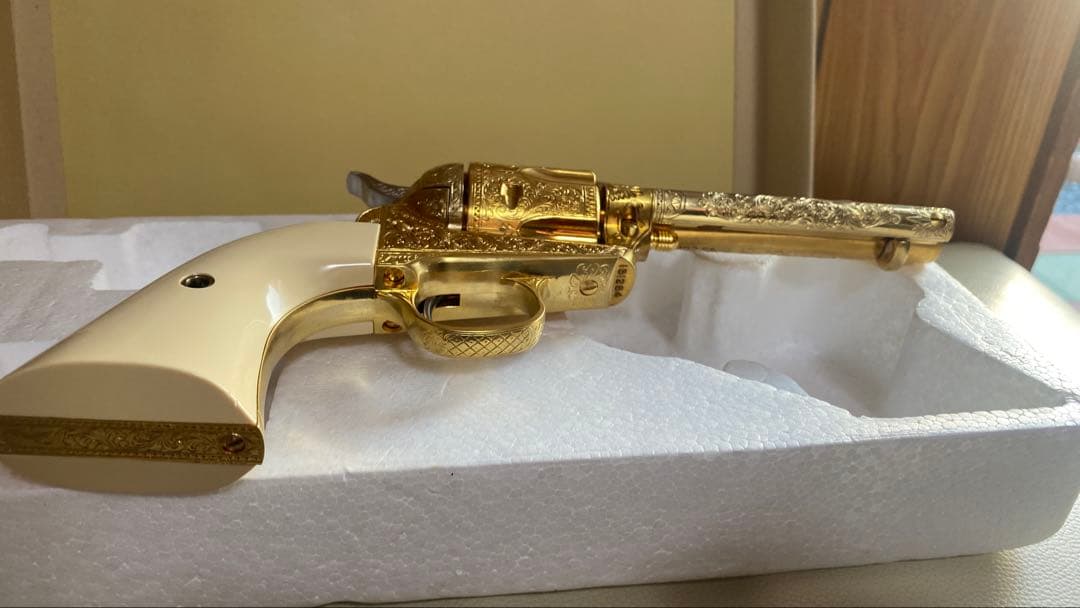 マルシン　コルト　SAA45 金属　モデルガン