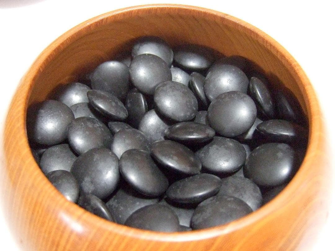蛤碁石 那智黒石 32号碁石 白183個 黒182個 欅特大碁筍 / 囲碁