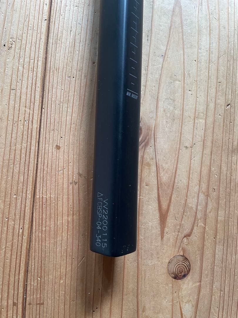 focus izalco max 9 カーボン　シートポスト　フォーカス　純正