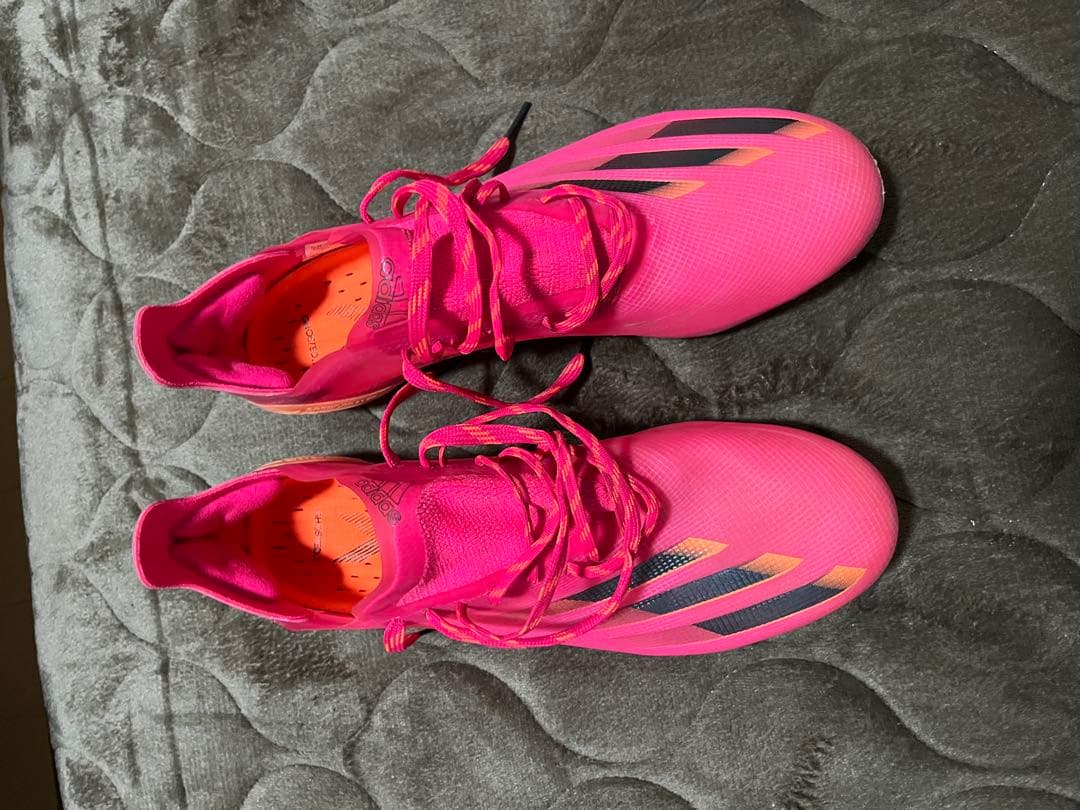 ピンク グラデーション サッカーシューズ　27.5cm