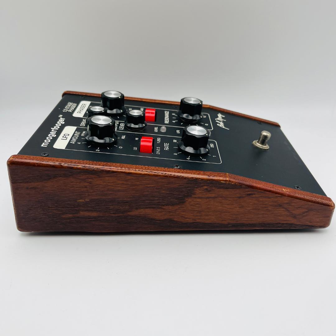 ギター Moogerfooger MF-103 12-stage Phaser