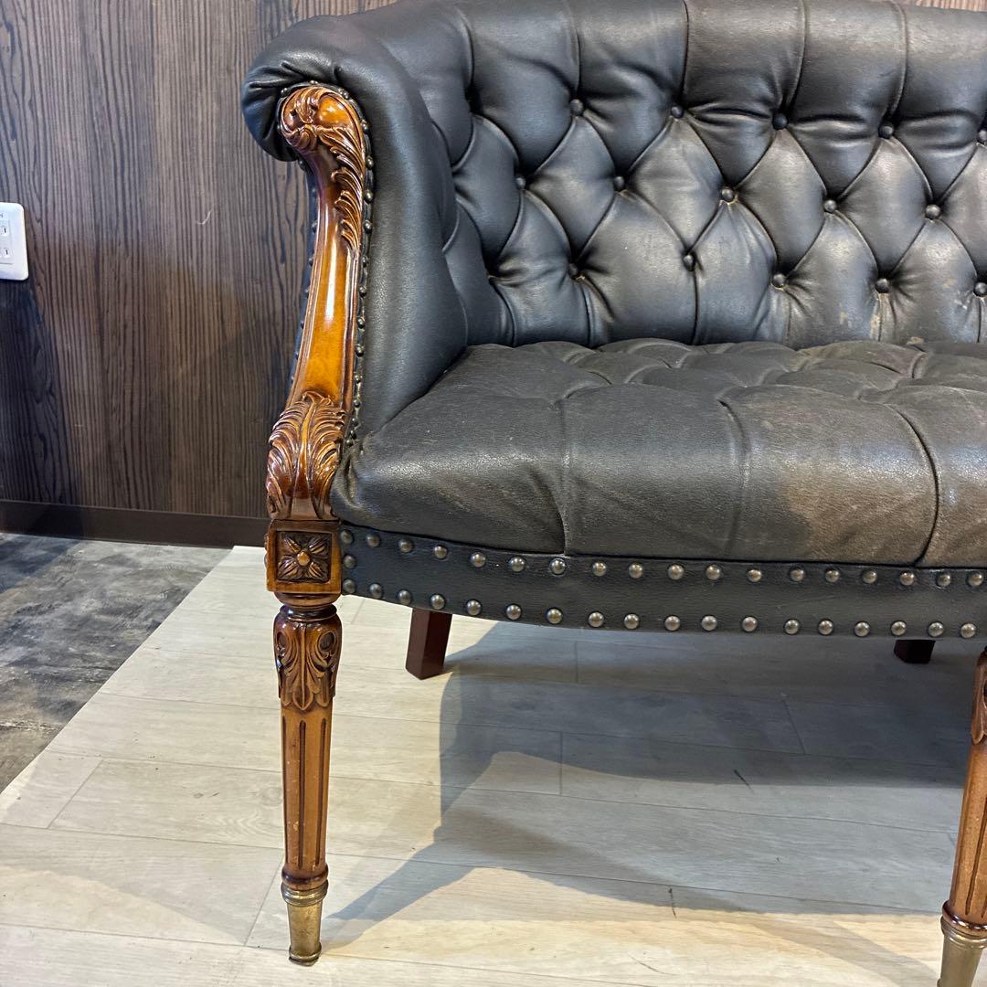 クラシックレザーソファ