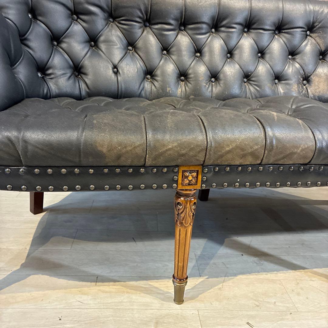 クラシックレザーソファ