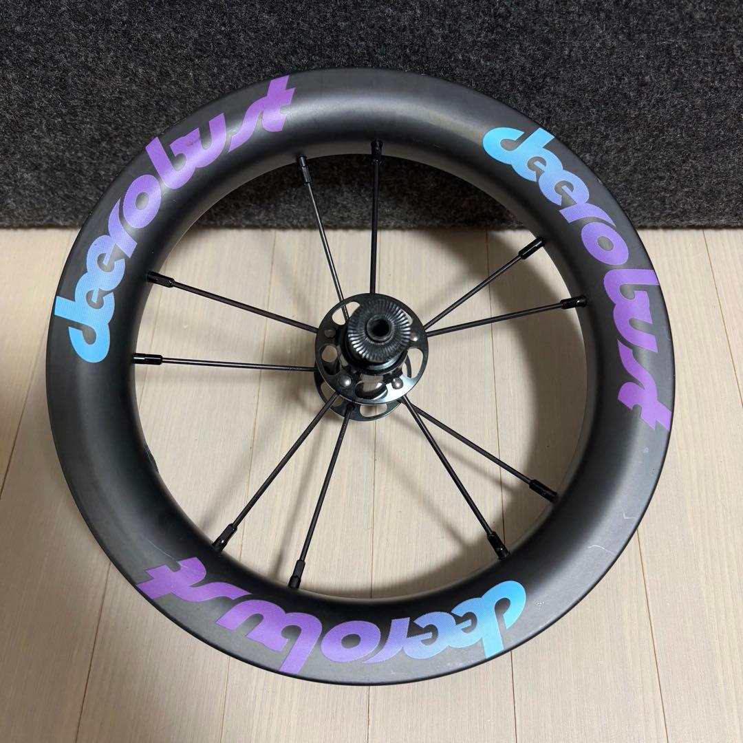 Deerobust dati バランスバイク　カーボンホイール　ストライダー