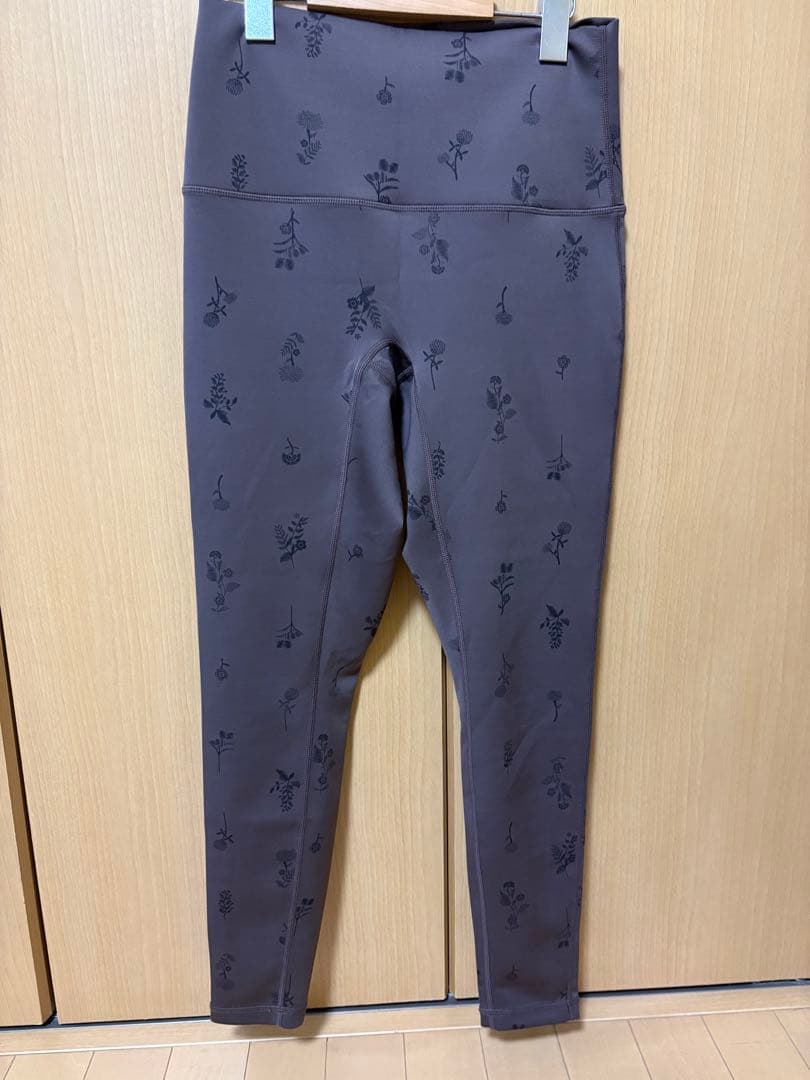 SUKALA フラワーブーケレギンス　M