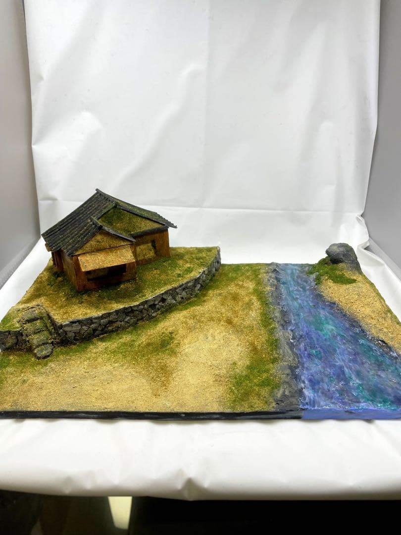 ジオラマベース　260106 のほほんとした家　ガンプラ　Diorama 台座