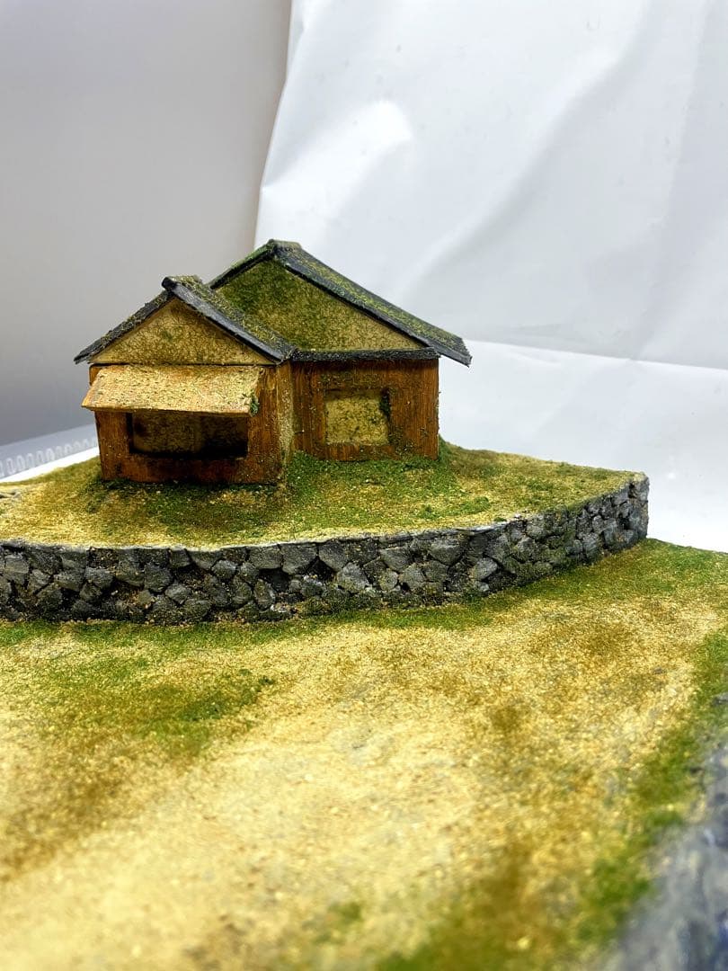 ジオラマベース　260106 のほほんとした家　ガンプラ　Diorama 台座