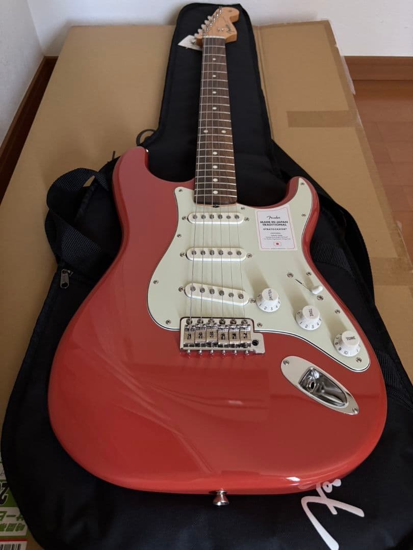 ギター Fender Made in Japan Traditional 60s