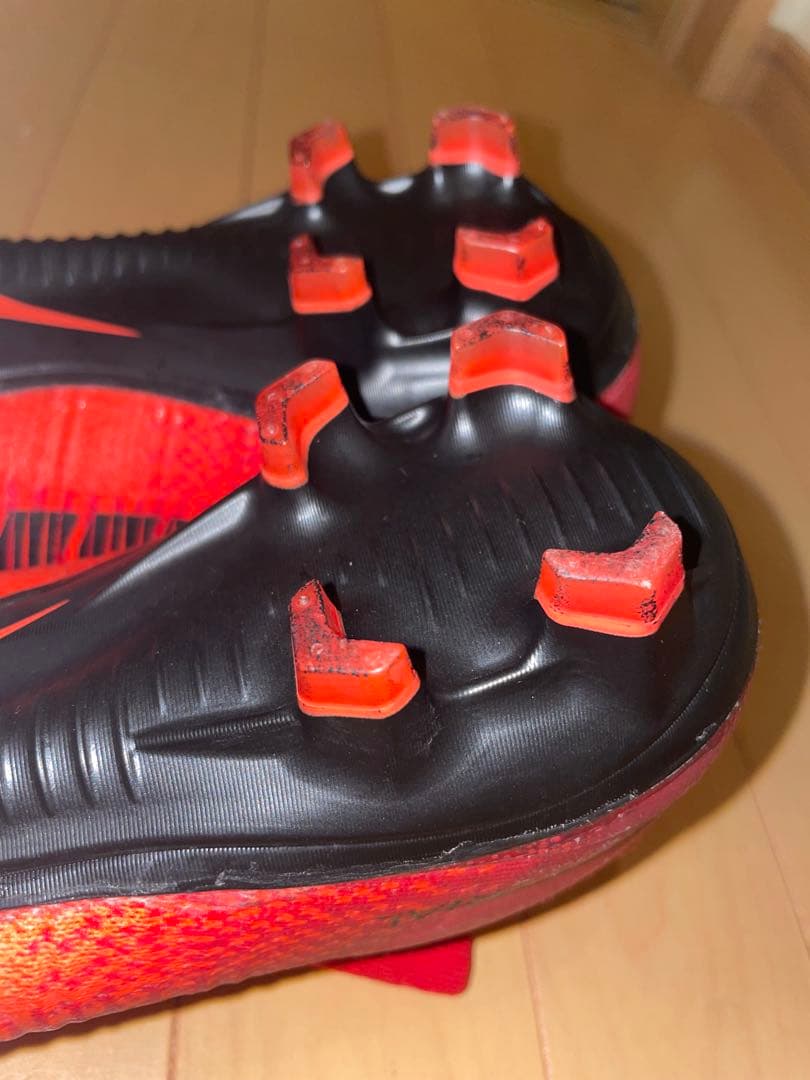 Nike マーキュリアルヴェイパー