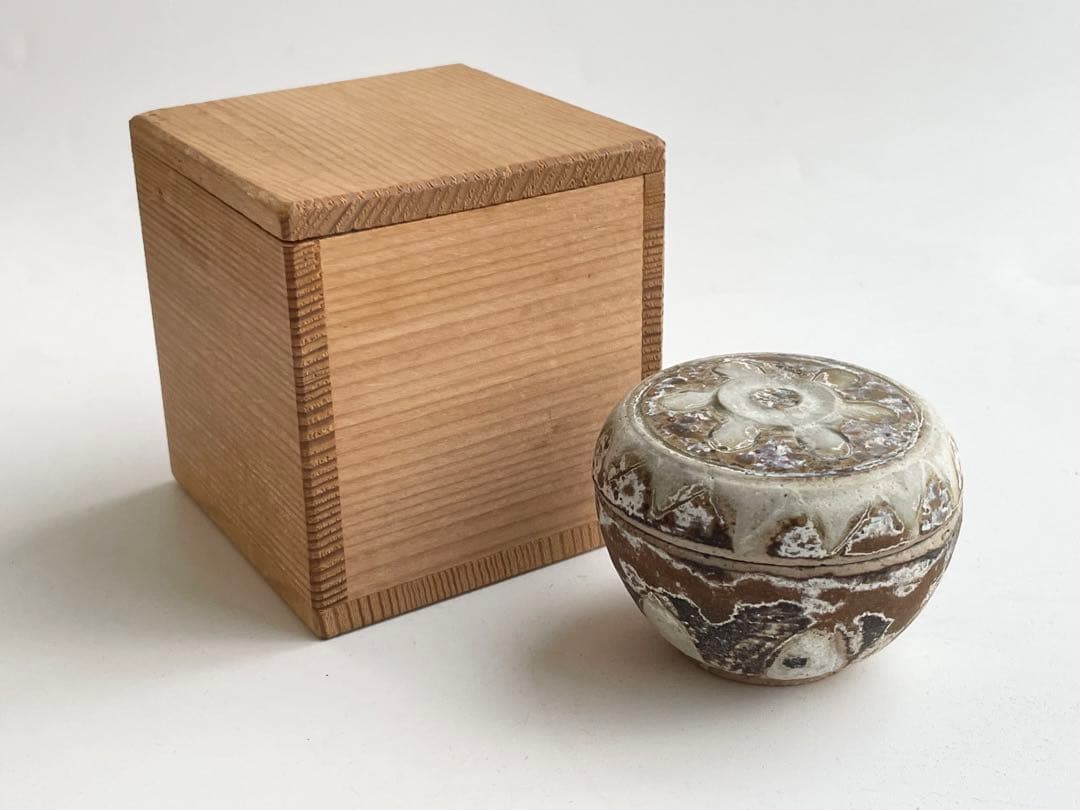 骨董　アンティーク　スンコロク　香合　宋胡録　タイ古陶　スワンカローク　茶道具