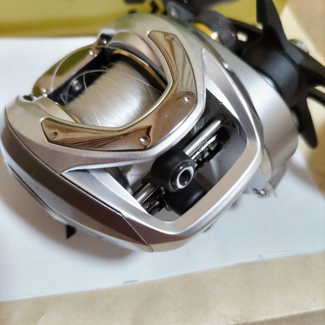 daiwaダイワ24バスXBassX100HL左ハンドルベイトリール