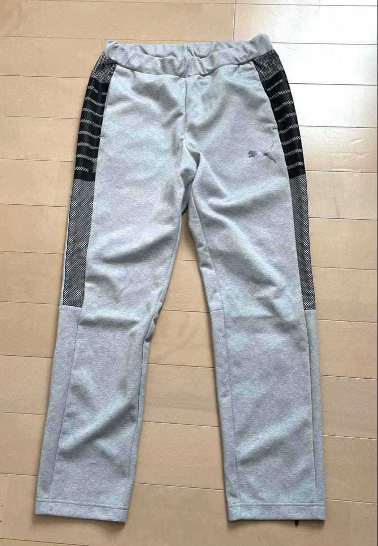 極美品！PUMAプーマ トレーニング ジャケット パンツ 上下セットフットサル