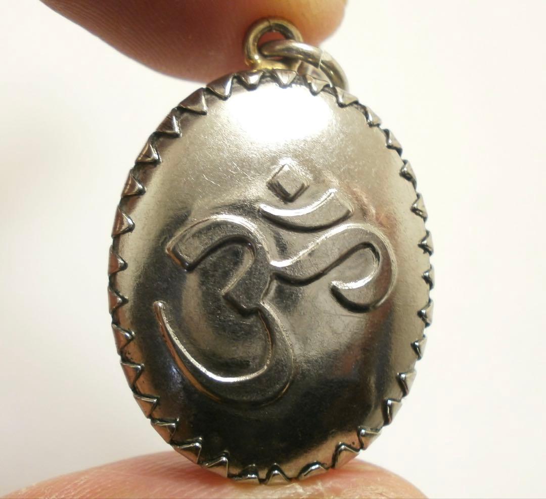 ＊週末価格＊　【完売品✴︎現品限り】藤井風さん　オームペンダント シヴァ⭐︎おまけ付