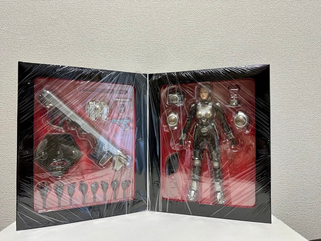 タカラトミー　クールガール　CG-13 エリス　V.I.S. 強力迎撃部隊1/6