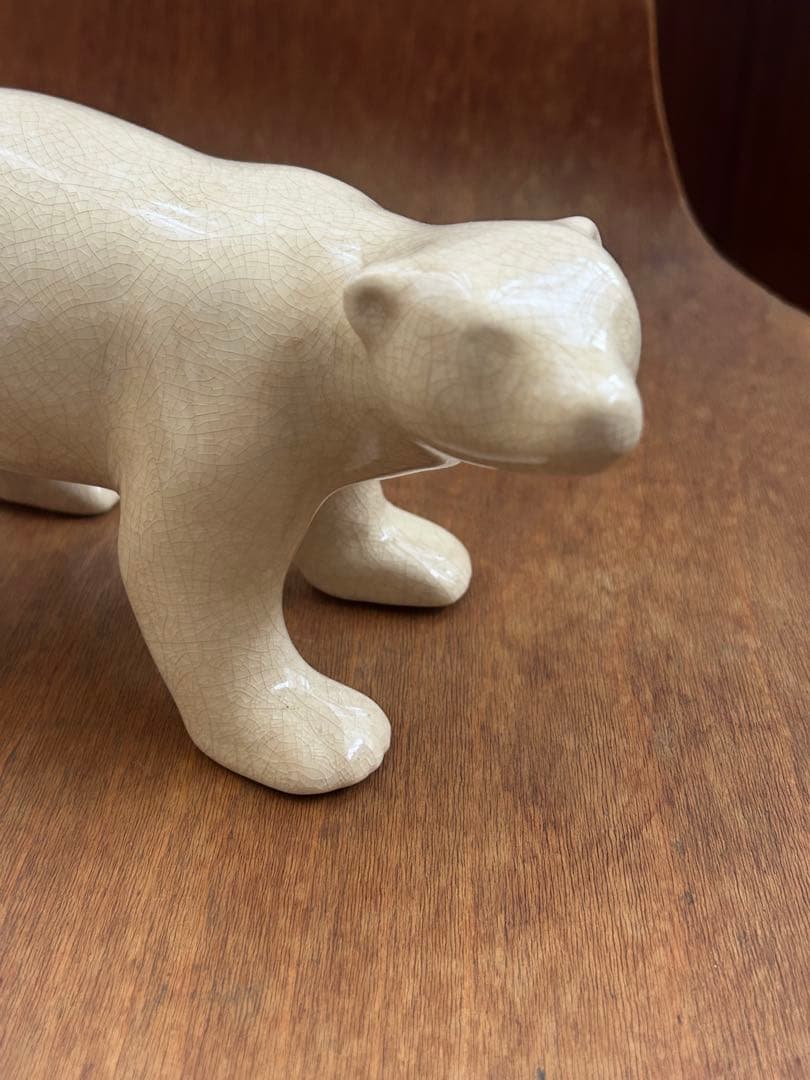 L & V ceram クマの置物