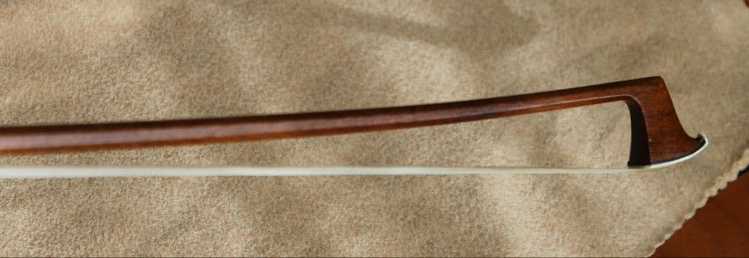 VUILLAUME A PARIS印vn弓　細身の瞬発・伝播力　繊細なタッチ