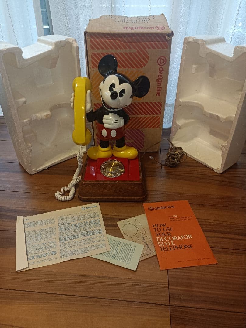 超希少　 　ウォルトディズニー　ミッキーマウス電話機